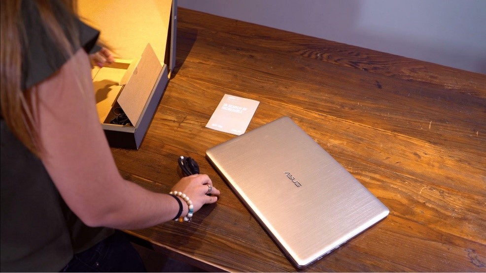 ASUS VivoBook Pro N580, Notebook Tipis dengan Performa dan Suara Dahsyat