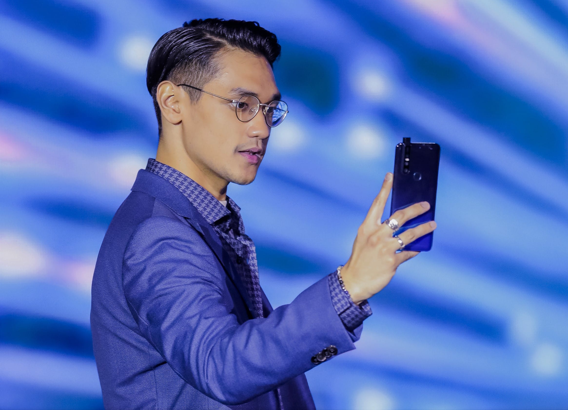 Vivo V15 Smartphone dengan 32MP Pop-Up Camera, Resmi Hadir di Indonesia!