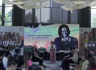 Kerjasama RevivalTV dan BUBU.COM Untuk Fashion Gamers Curi Perhatian di Indonesia Fashion Week 2020