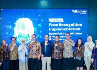 Telkomsel Uji Coba Teknologi Biometrik Pengenalan Wajah untuk Registrasi Kartu Prabayar