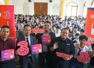 Indosat Melalui Tri Donasikan 1.000 Router Internet untuk Pelajar di Pelosok