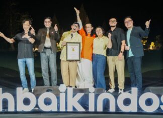 Gunakan Jaringan Indosat: Dave dan Iwet Cetak Rekor MURI Livestream Mudik 11 Jam Nonstop