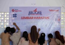Telkomsel Jaga Cita Hadirkan “Belajar Tanpa Batas” di Flores