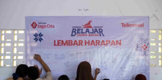 Telkomsel Jaga Cita Hadirkan “Belajar Tanpa Batas” di Flores
