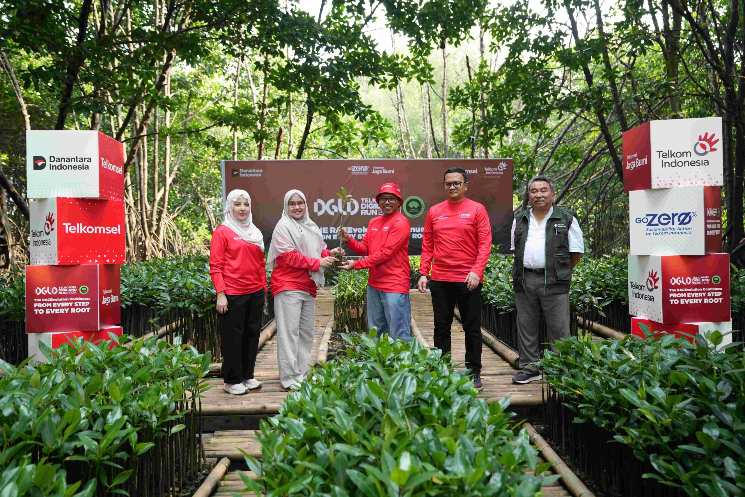 Telkomsel Tanam 26.325 Pohon Mangrove Hasil Konversi Digiland Run 2026