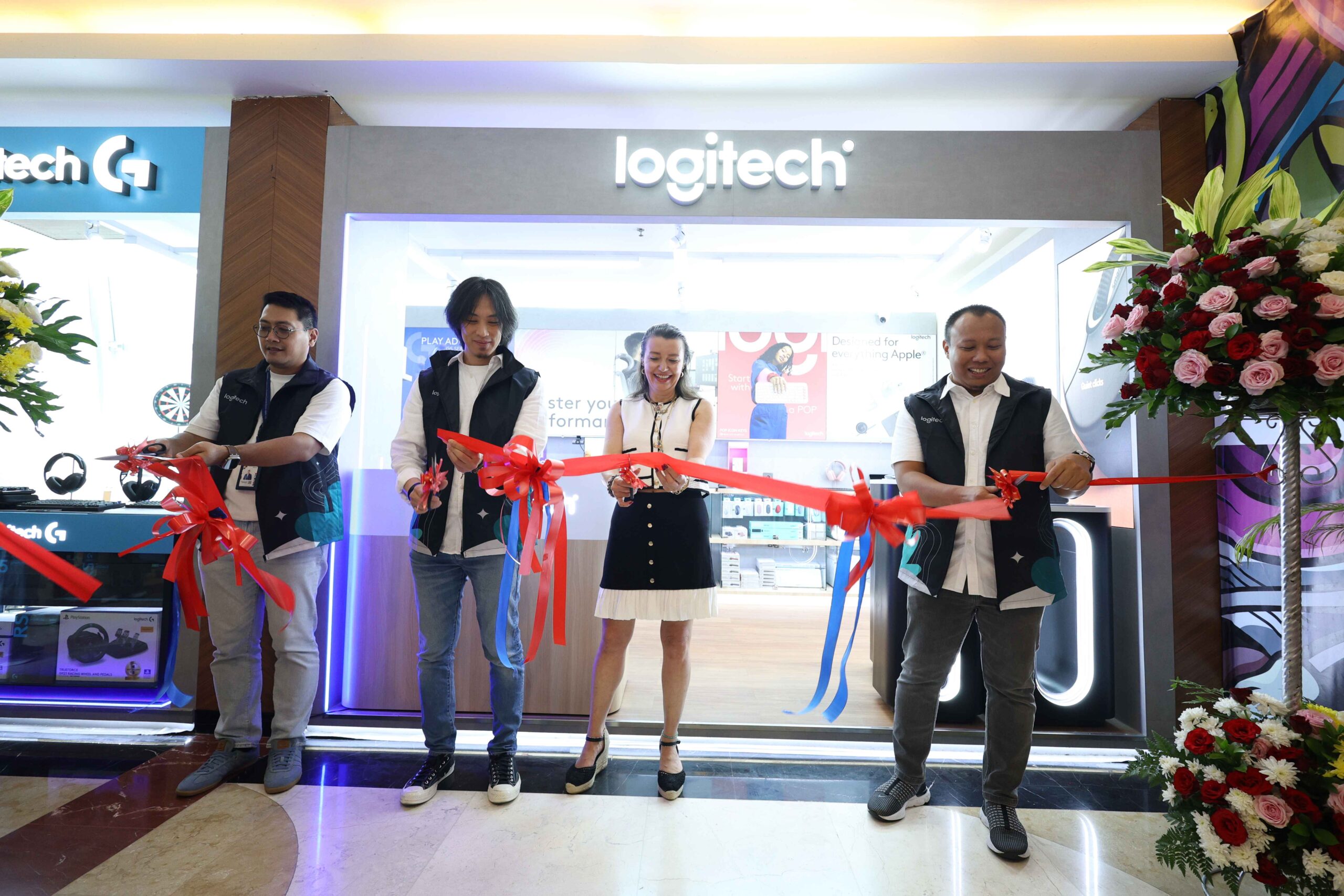 Logitech Resmikan Experience Store Pertama di PIM 2